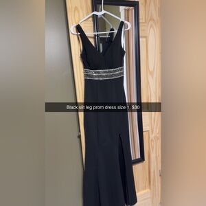 Very beautiful black hall gown dress never worn